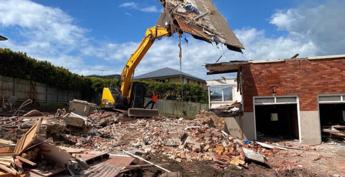 excavator-home-demolitions